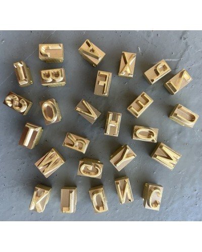 JEU DE LETTRE (A-Z) POUR FER A MARQUEUR PNEU